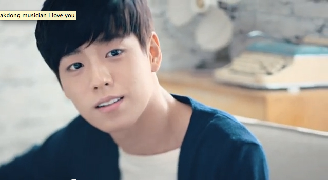 Lee Hyun Woo Hides A Secret Behind His Friendly Smile In New Drama