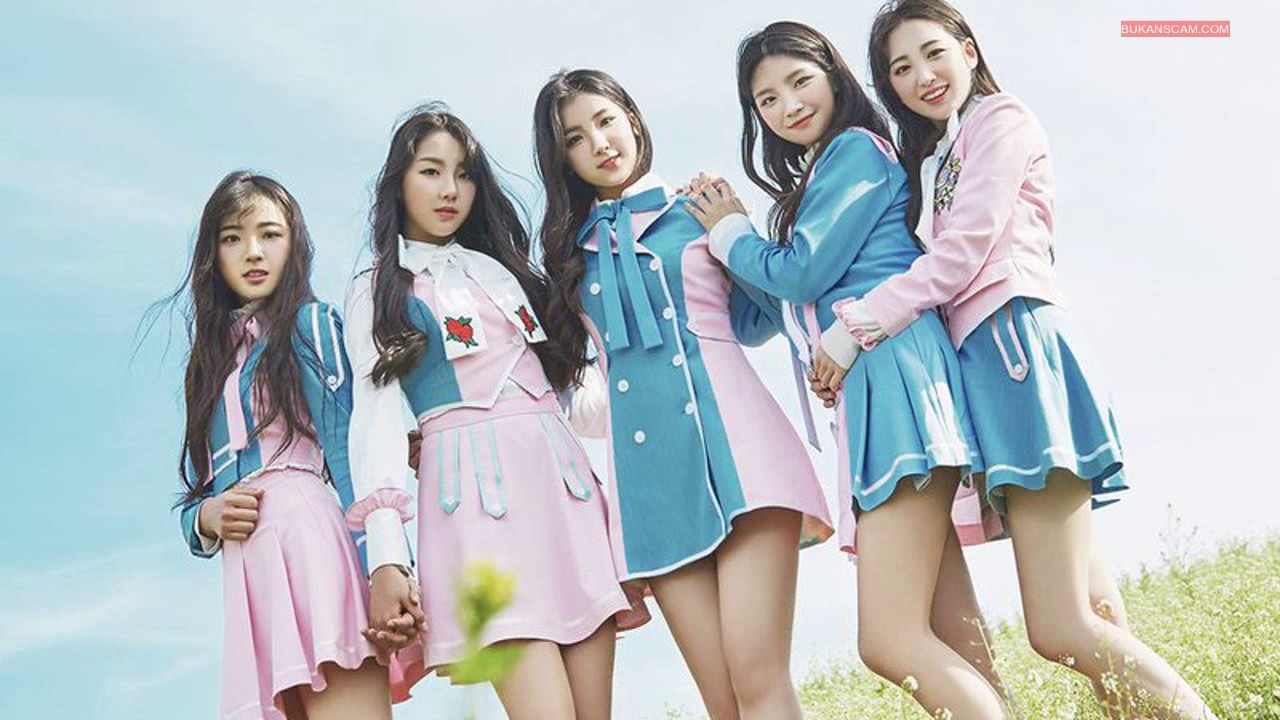 Elris Takes No Chances with “We, First” – Seoulbeats