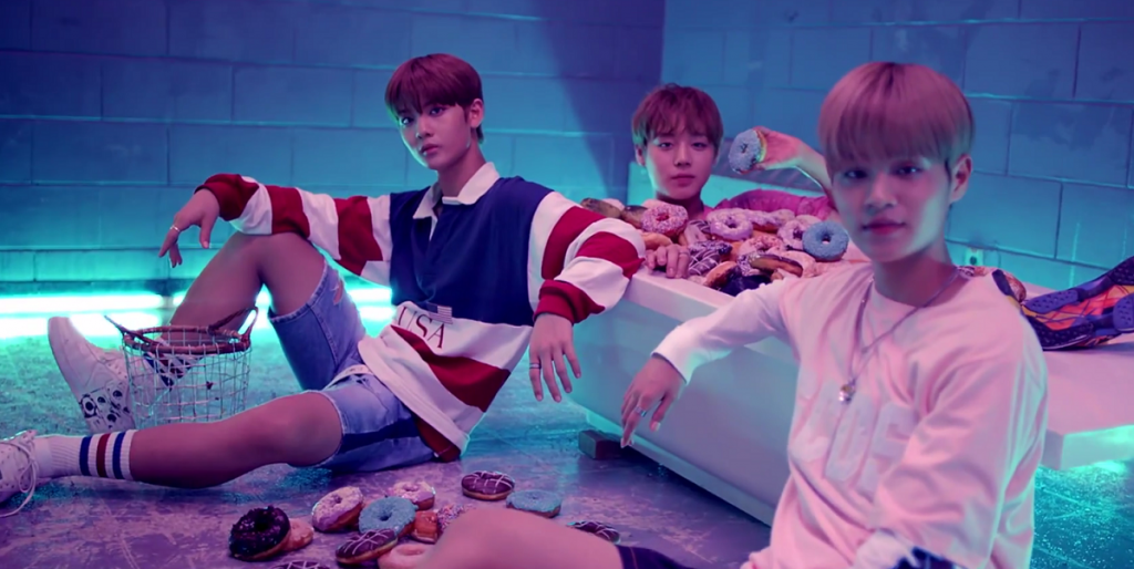 The Submerged Meanings of Bathtubs in K-pop MVs – Seoulbeats