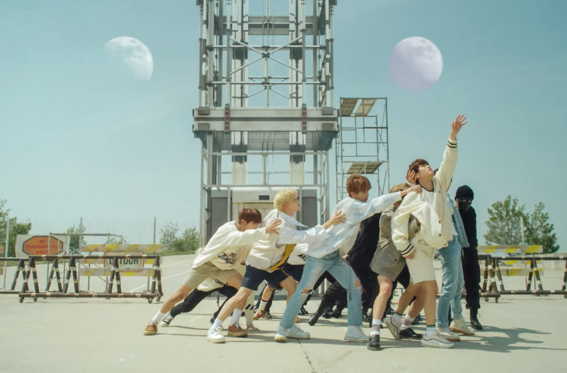 Stray Kids’ “Side Effects” Takes Bold Risks – Seoulbeats