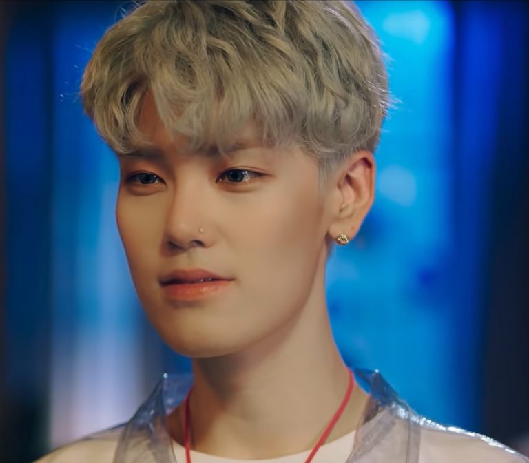 Zelo Makes His Mark As A Soloist In “questions” – Seoulbeats