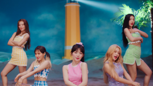Red Velvet Return to the Familiar for “Umpah Umpah” – Seoulbeats