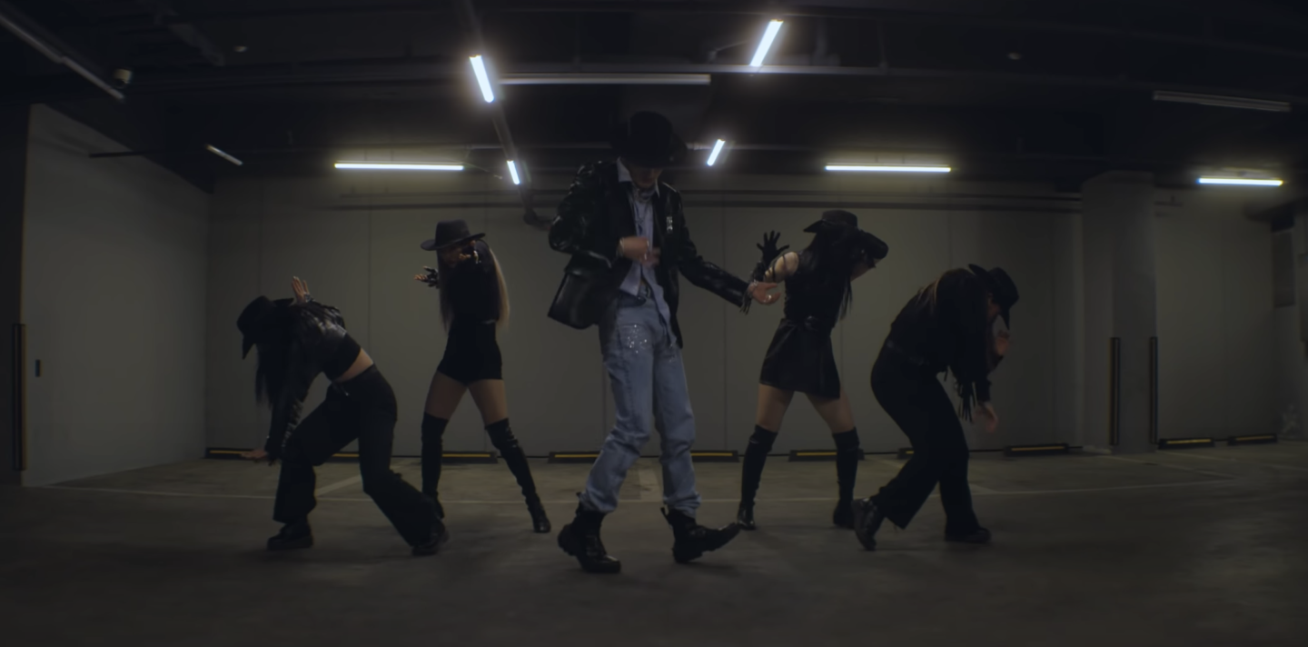 A Powerful Performance Outshines An Underwhelming Mv For Woodz Feel Like Seoulbeats